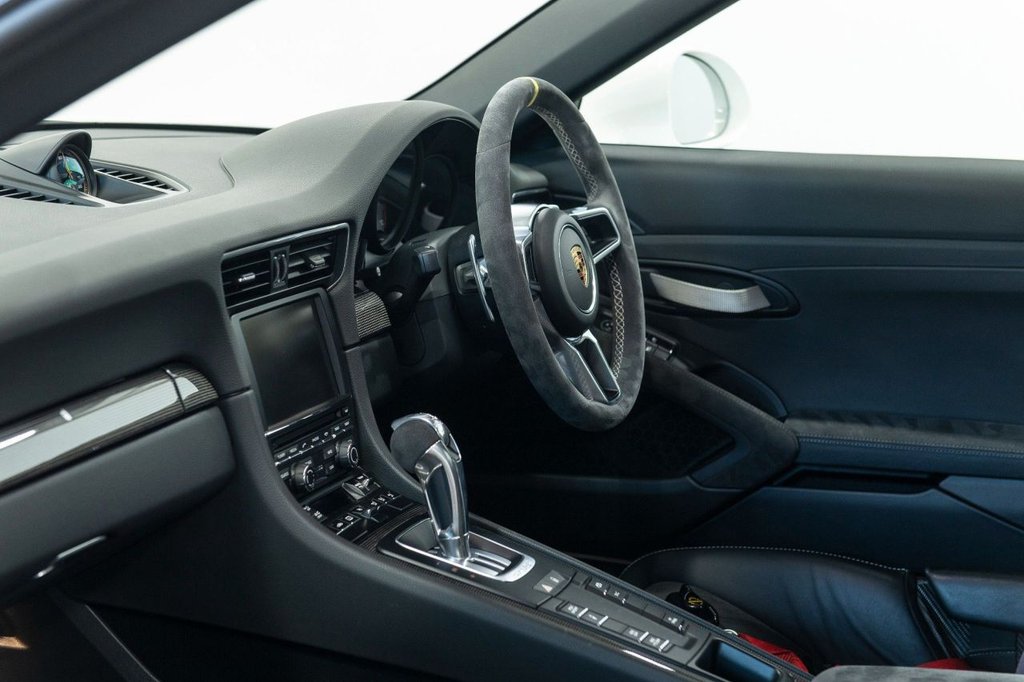 Used Porsche 911 2023 for sale - 78030068: Photo 14