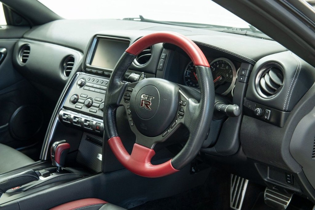 Used Nissan GT-R 2016 for sale - 78030239: Photo 10