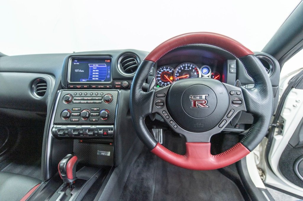 Used Nissan GT-R 2016 for sale - 78030239: Photo 11
