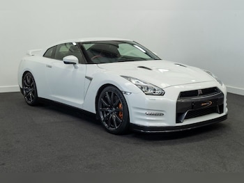 Nissan GT-R feature image