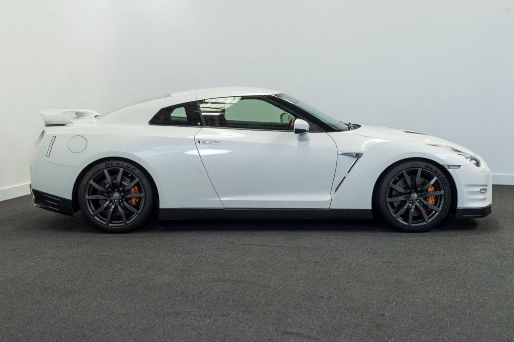 Used Nissan GT-R 2016 for sale - 78030239: Photo 3