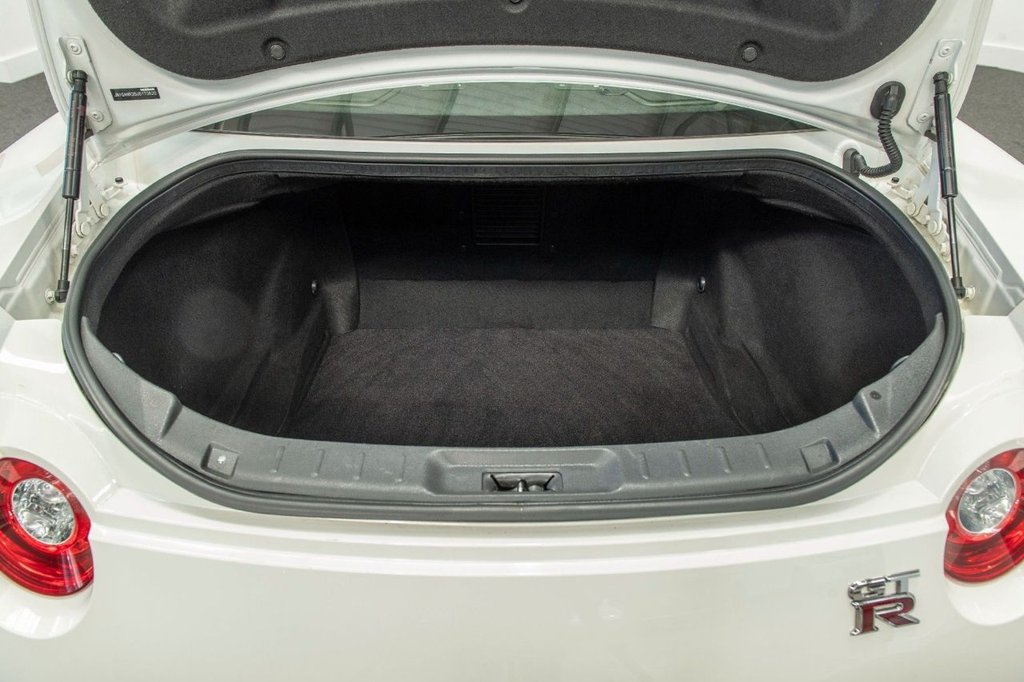 Used Nissan GT-R 2016 for sale - 78030239: Photo 32