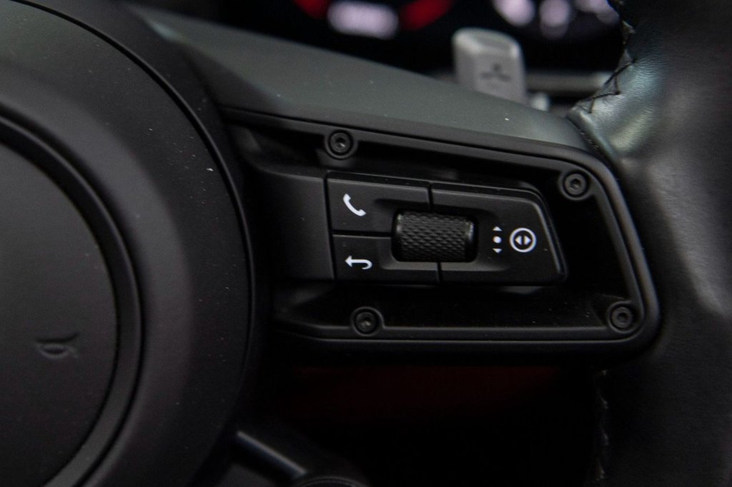 Used Porsche 911 2022 for sale - 78154081: Photo 15