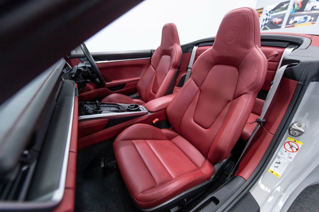 Used Porsche 911 2022 for sale - 78154081: Photo 18