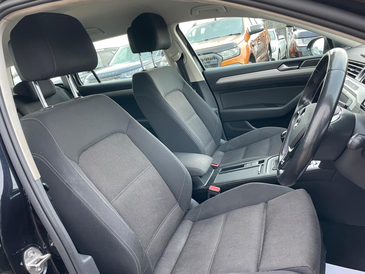 Used Volkswagen Passat 2015 for sale - 78100648: Photo 24