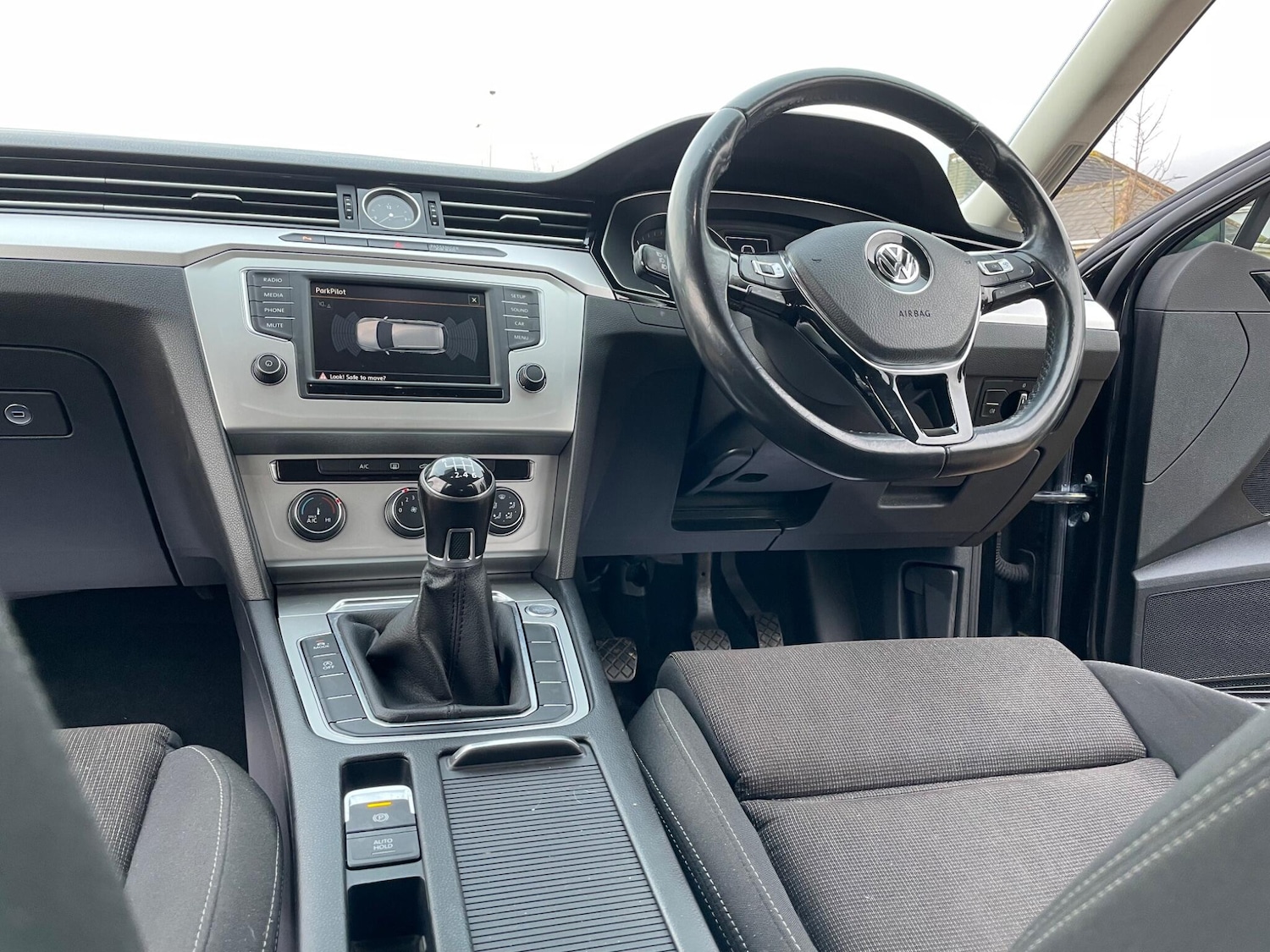 Used Volkswagen Passat 2015 for sale - 78100648: Photo 30