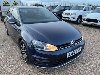 Used Volkswagen Golf 2015 for sale - 77510072: Photo