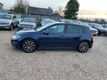 Used Volkswagen Golf 2015 for sale - 77510072: Photo