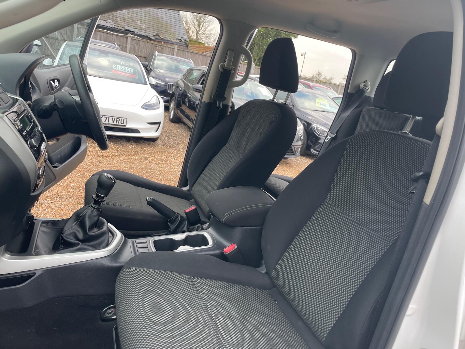 Used Nissan Navara 2019 for sale - 77501837: Photo 28