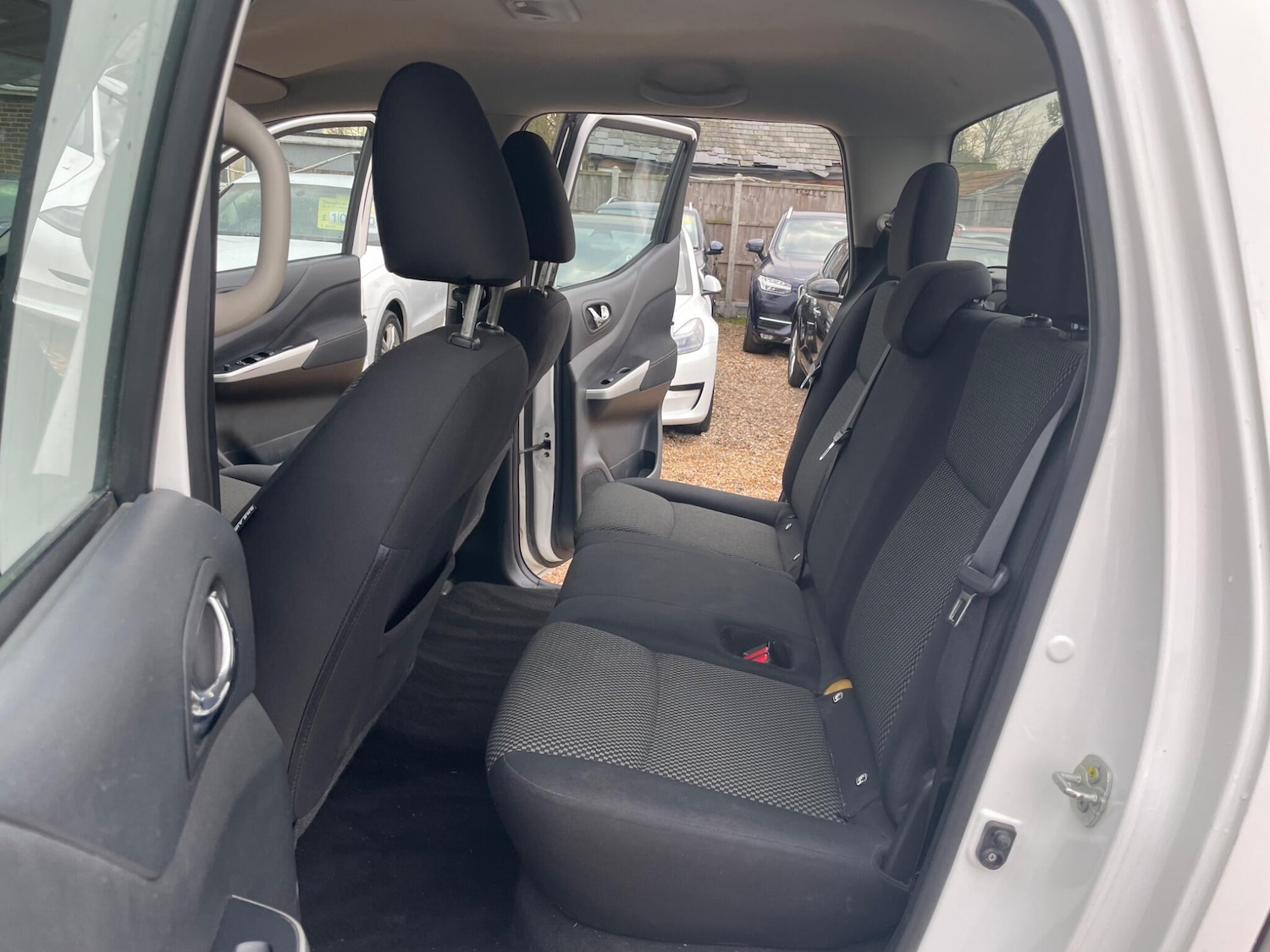 Used Nissan Navara 2019 for sale - 77501837: Photo 32