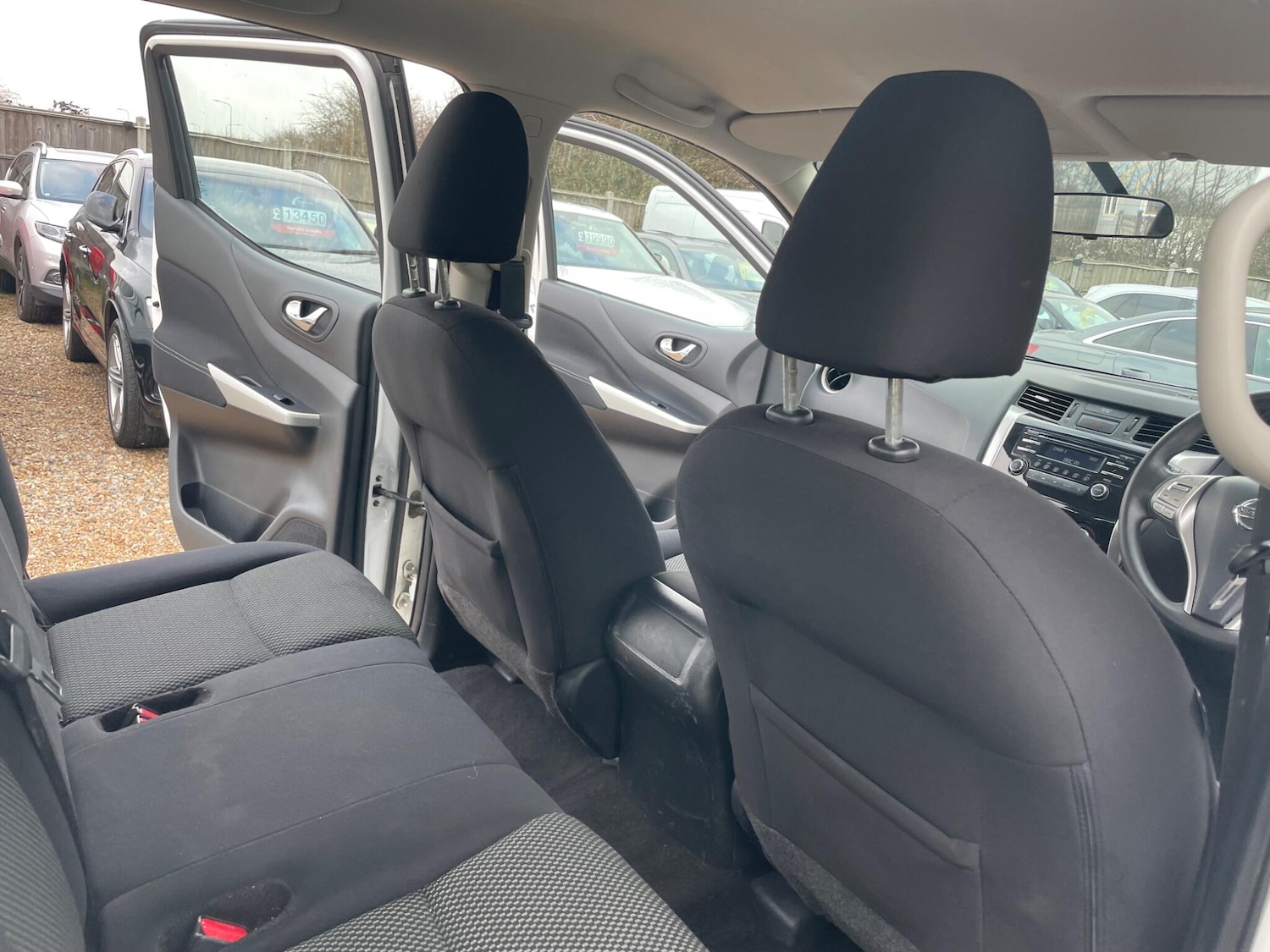 Used Nissan Navara 2019 for sale - 77501837: Photo 38