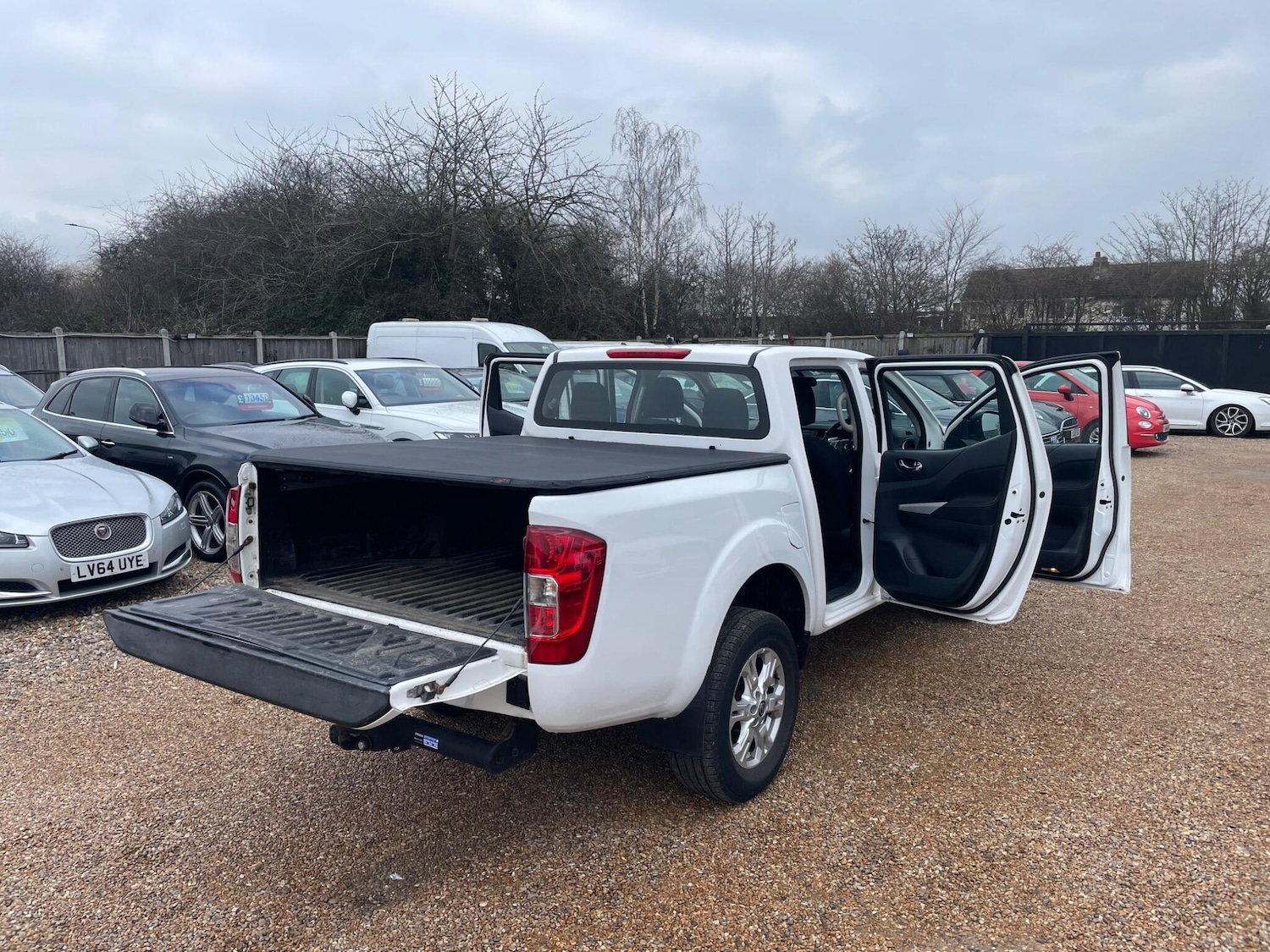 Used Nissan Navara 2019 for sale - 77501837: Photo 43