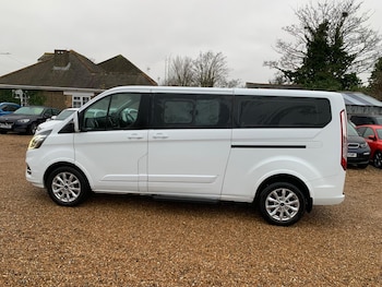 Used Ford Tourneo Custom 2020 for sale - 77501799: Photo
