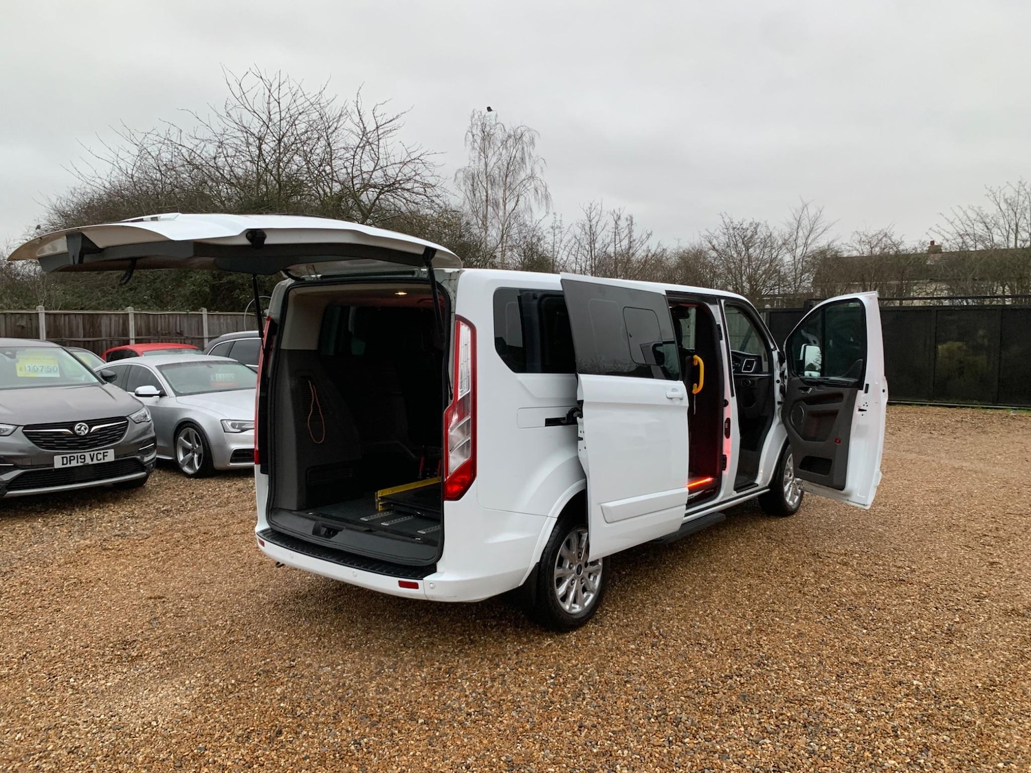 Used Ford Tourneo Custom 2020 for sale - 77501799: Photo 50