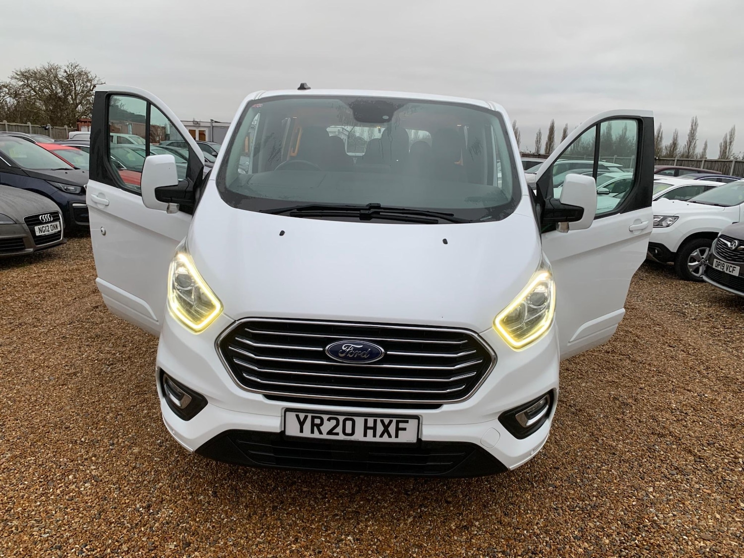 Used Ford Tourneo Custom 2020 for sale - 77501799: Photo 52