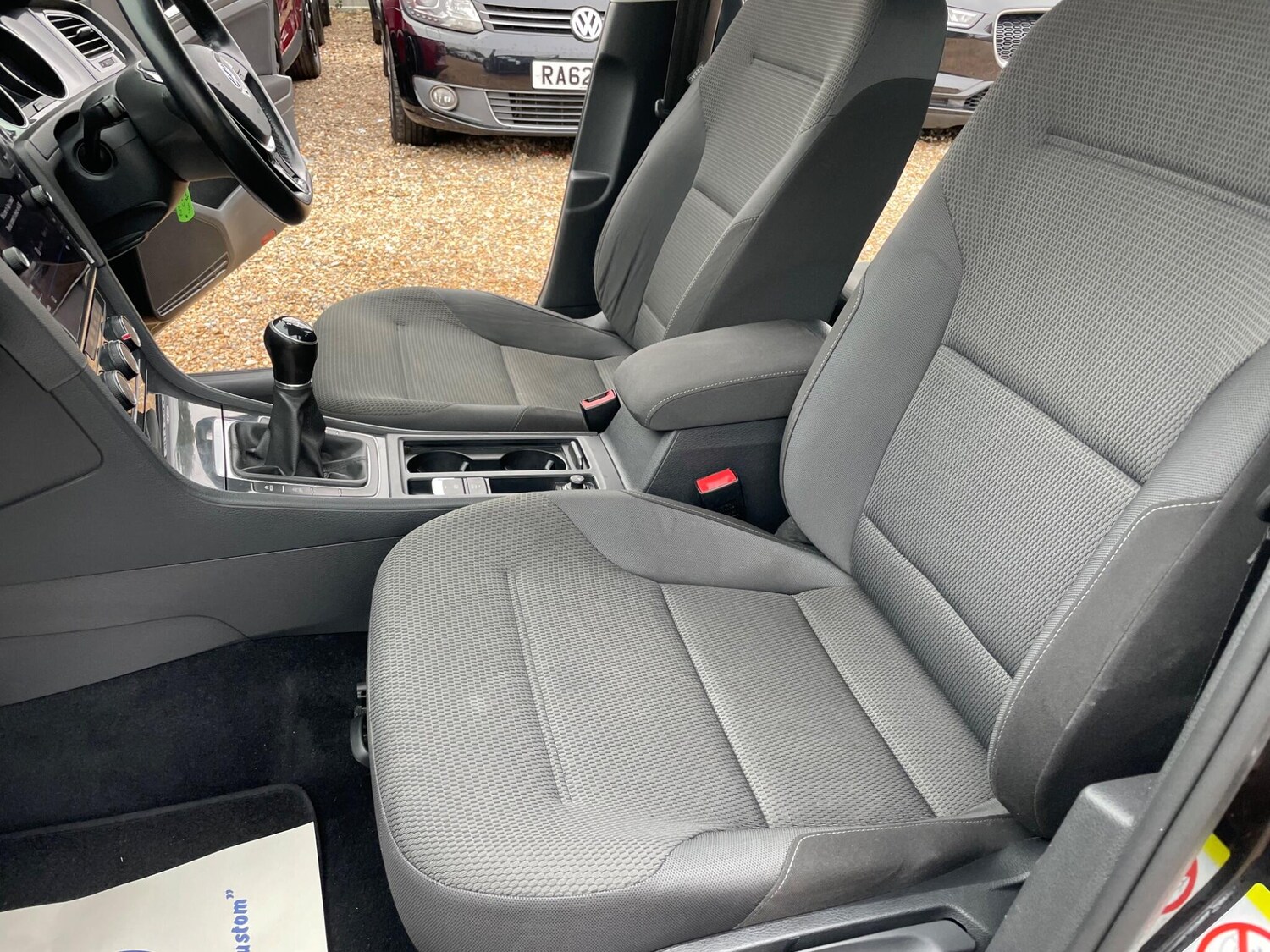 Used Volkswagen Golf 2018 for sale - 77501792: Photo 27