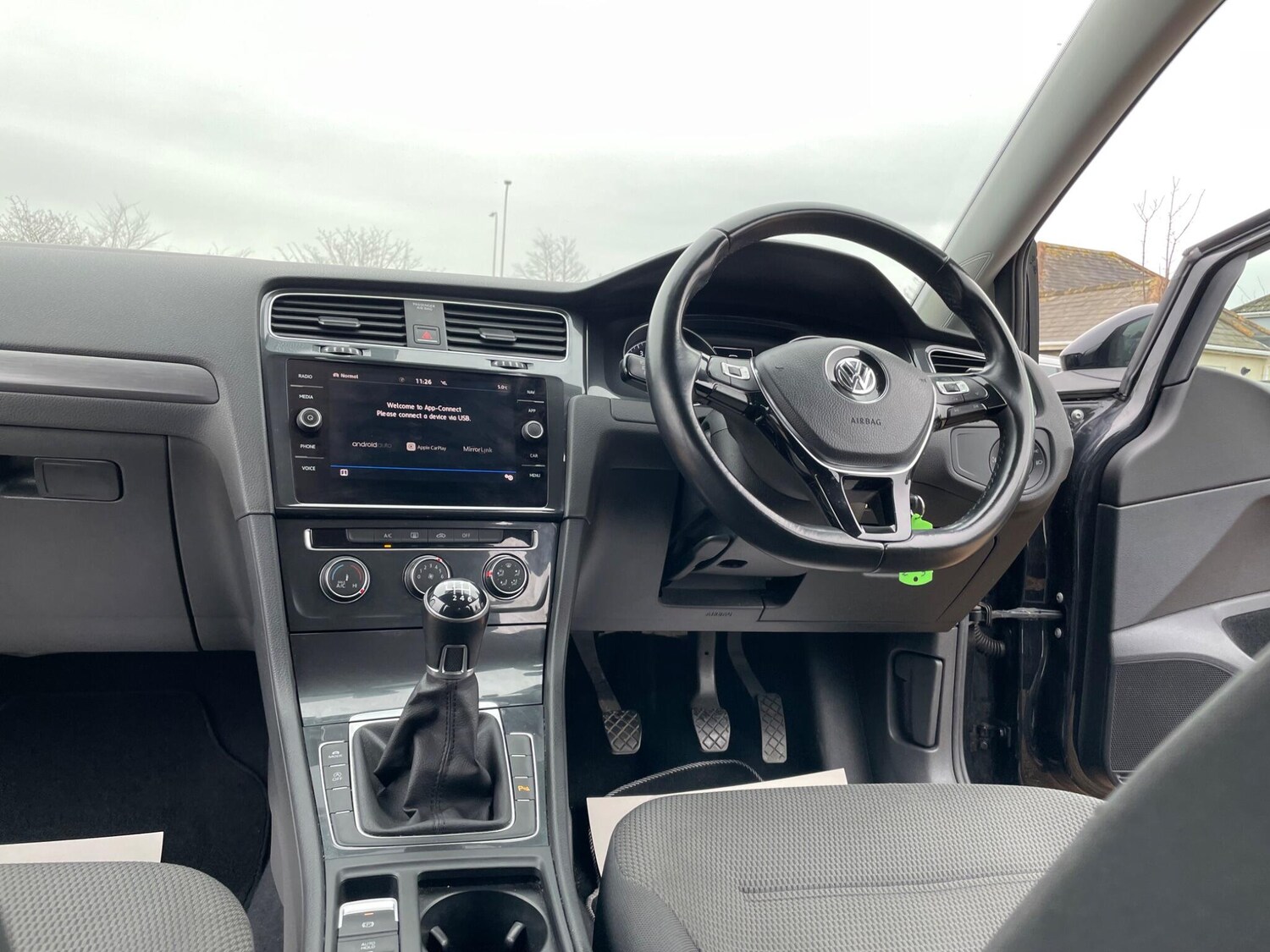 Used Volkswagen Golf 2018 for sale - 77501792: Photo 30