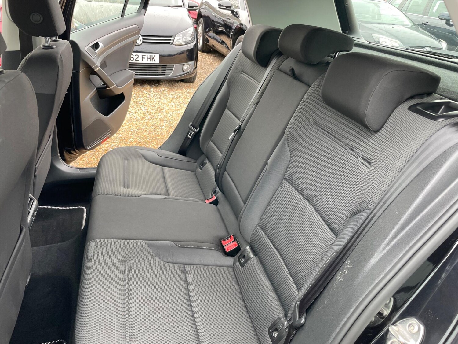 Used Volkswagen Golf 2018 for sale - 77501792: Photo 35