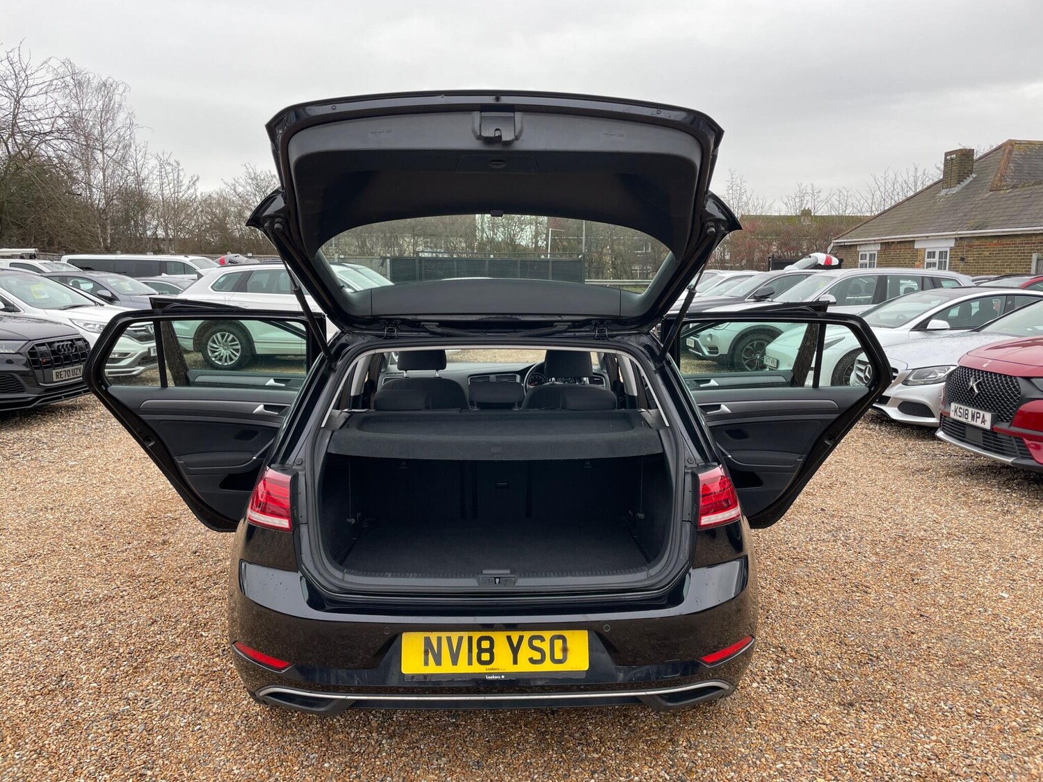 Used Volkswagen Golf 2018 for sale - 77501792: Photo 43