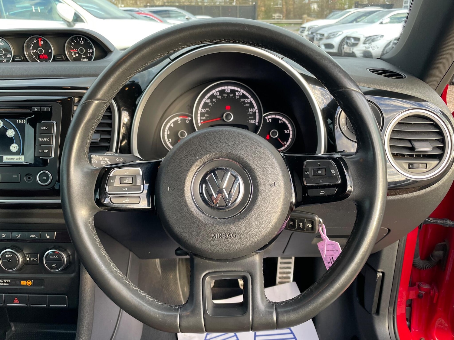 Used Volkswagen Beetle 2014 for sale - 77670438: Photo 13