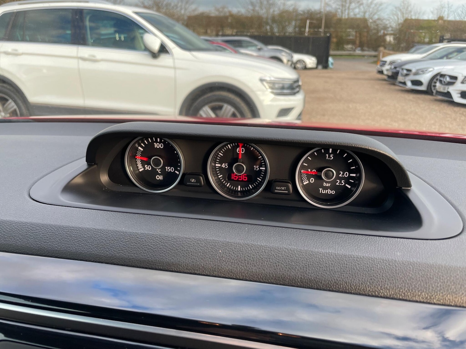 Used Volkswagen Beetle 2014 for sale - 77670438: Photo 15