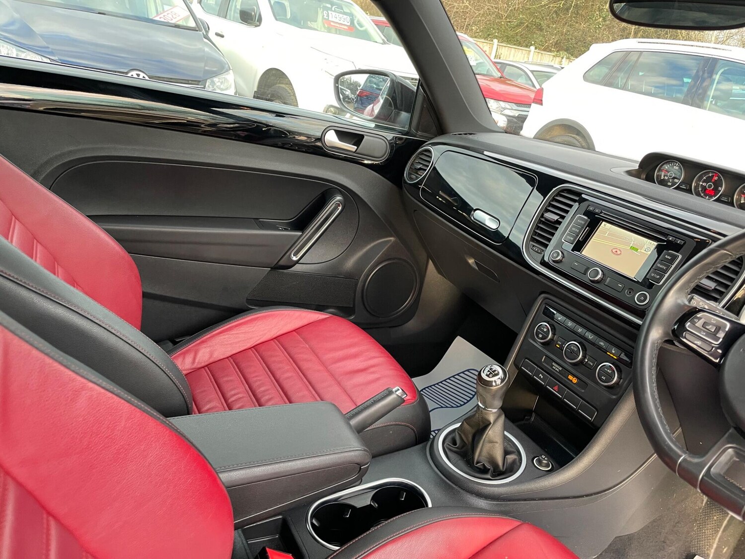 Used Volkswagen Beetle 2014 for sale - 77670438: Photo 21