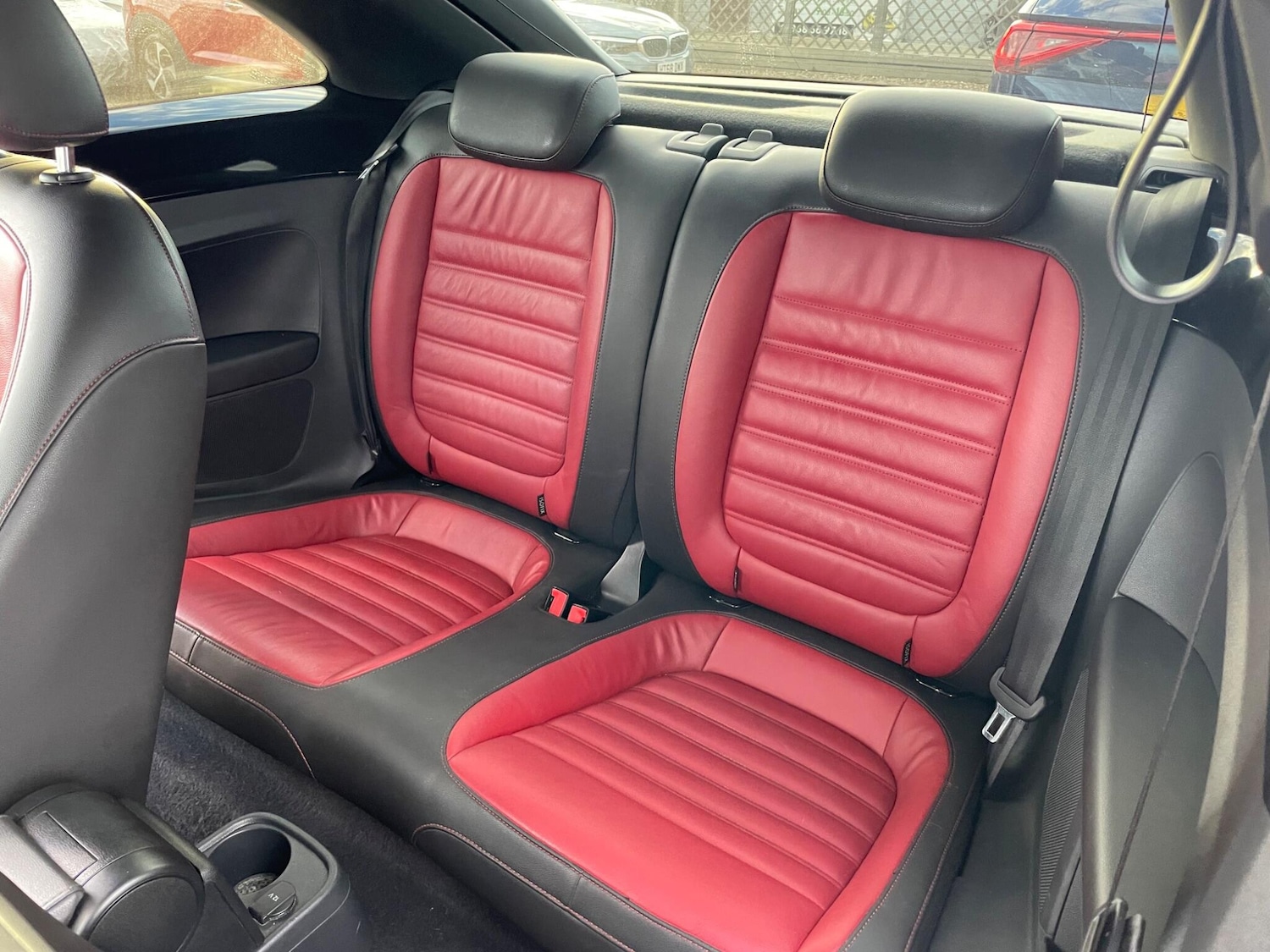 Used Volkswagen Beetle 2014 for sale - 77670438: Photo 32