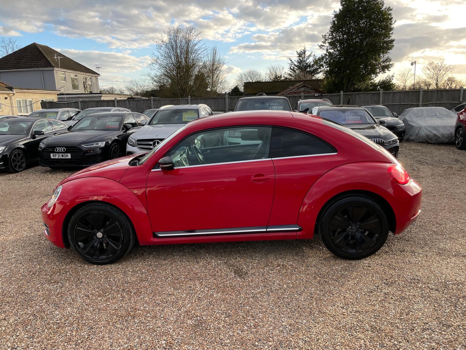 Used Volkswagen Beetle 2014 for sale - 77670438: Photo 4