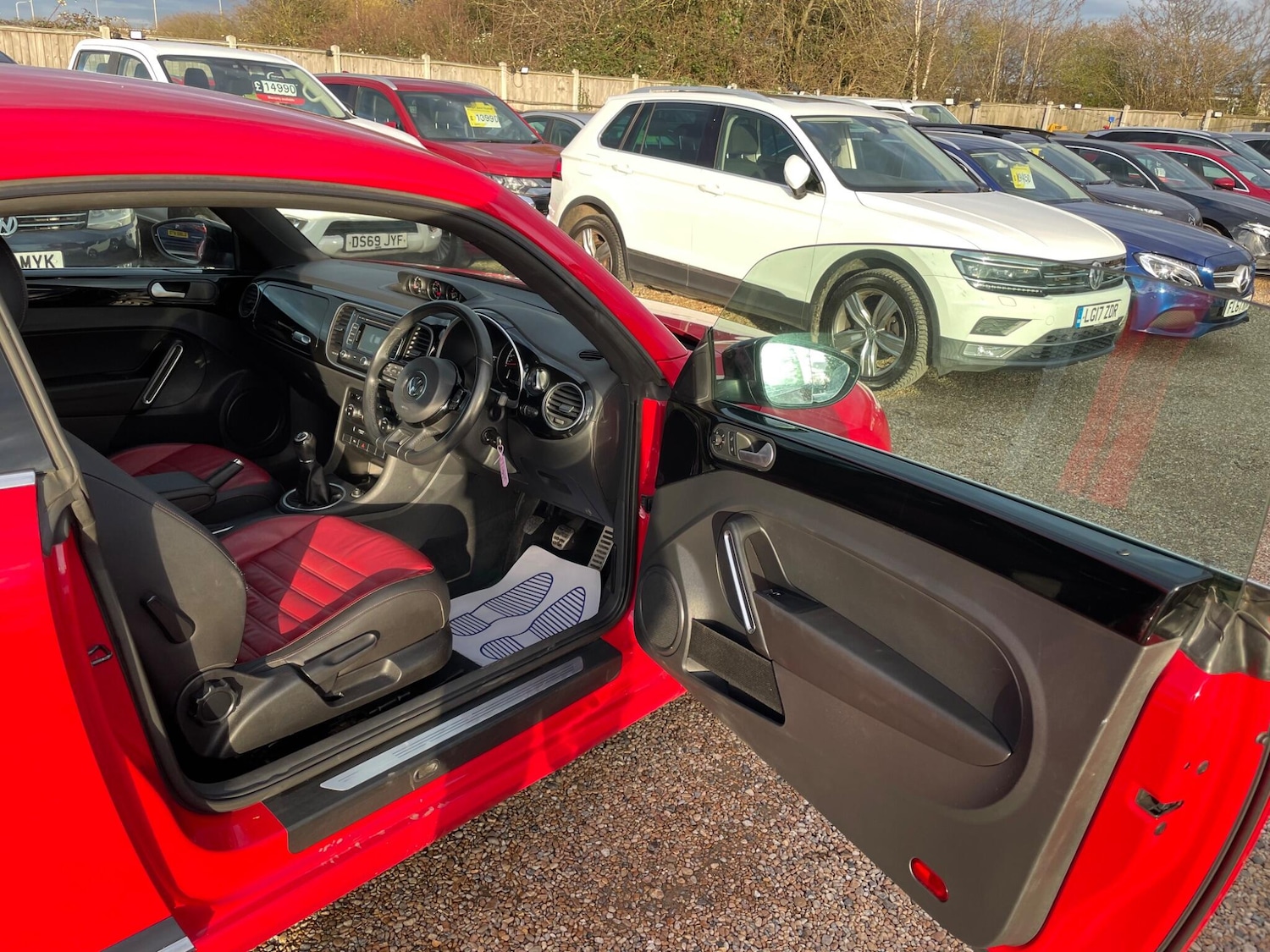 Used Volkswagen Beetle 2014 for sale - 77670438: Photo 9