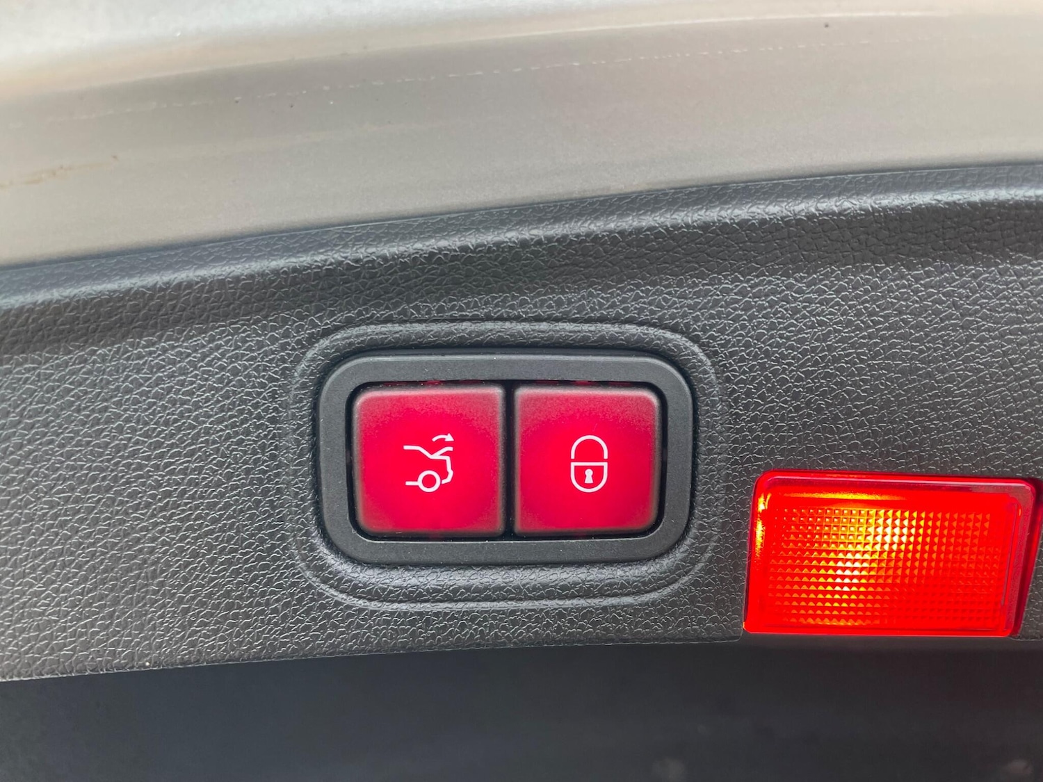 Used Mercedes-Benz C Class 2016 for sale - 77585860: Photo 39