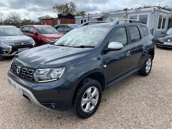Used Dacia Duster 2018 for sale - 78136041: Photo