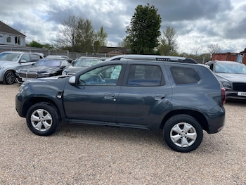 Used Dacia Duster 2018 for sale - 78136041: Photo