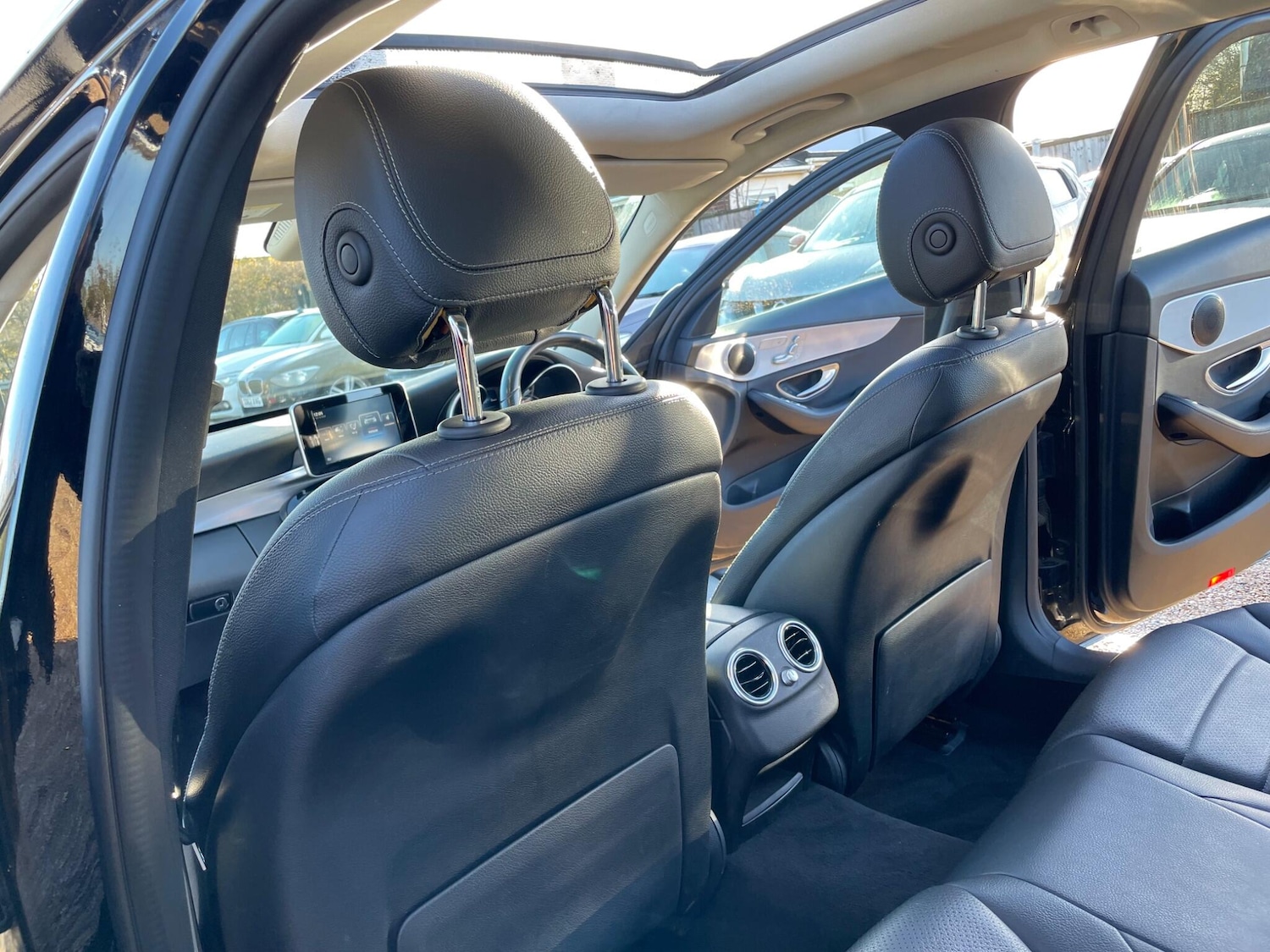 Used Mercedes-Benz C Class for sale - 77611670: Photo 35