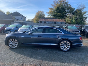 Used Bentley Flying Spur 2020 for sale - 77769777: Photo