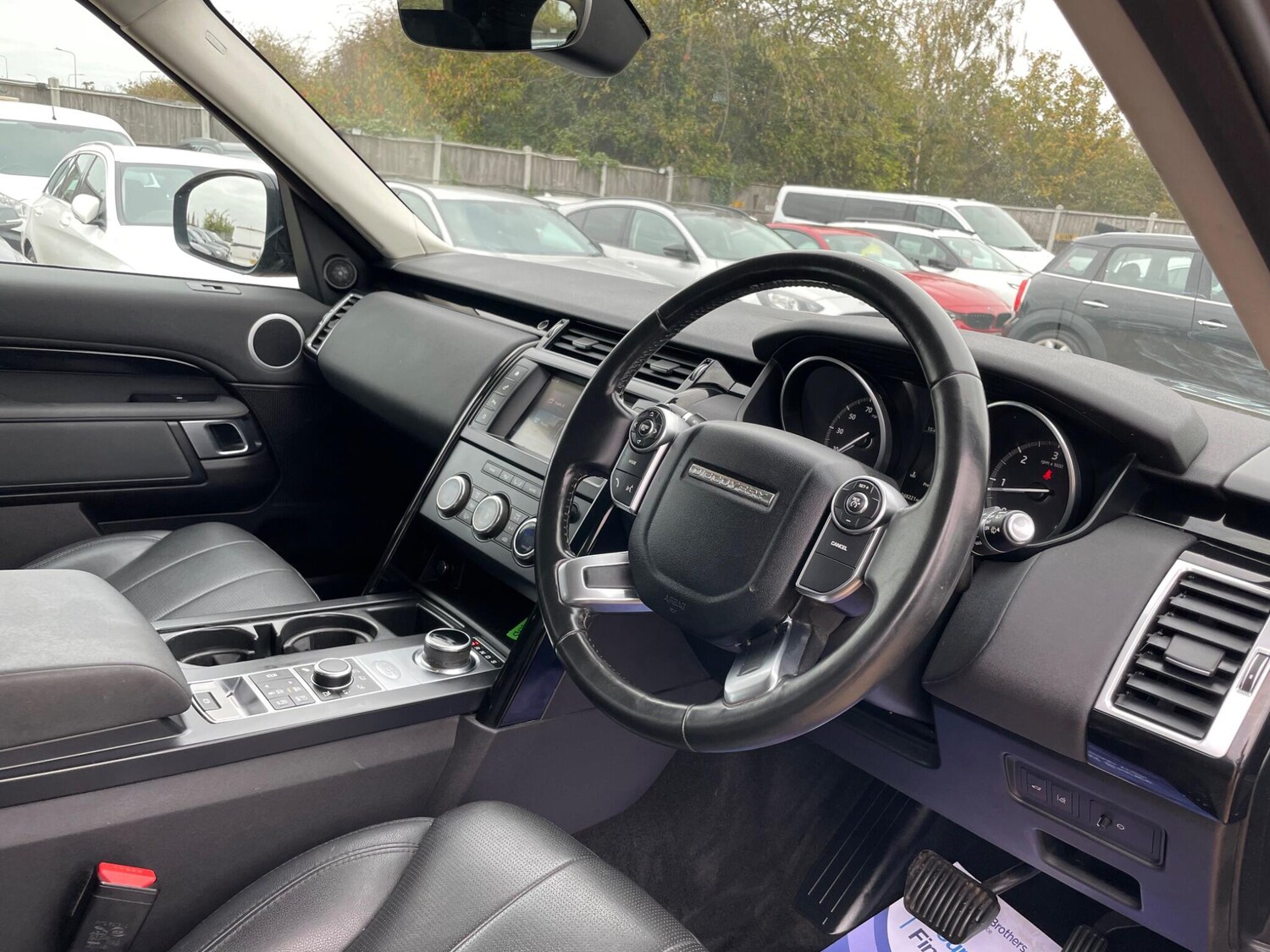 Used Land Rover Discovery 2017 for sale - 77501772: Photo 10