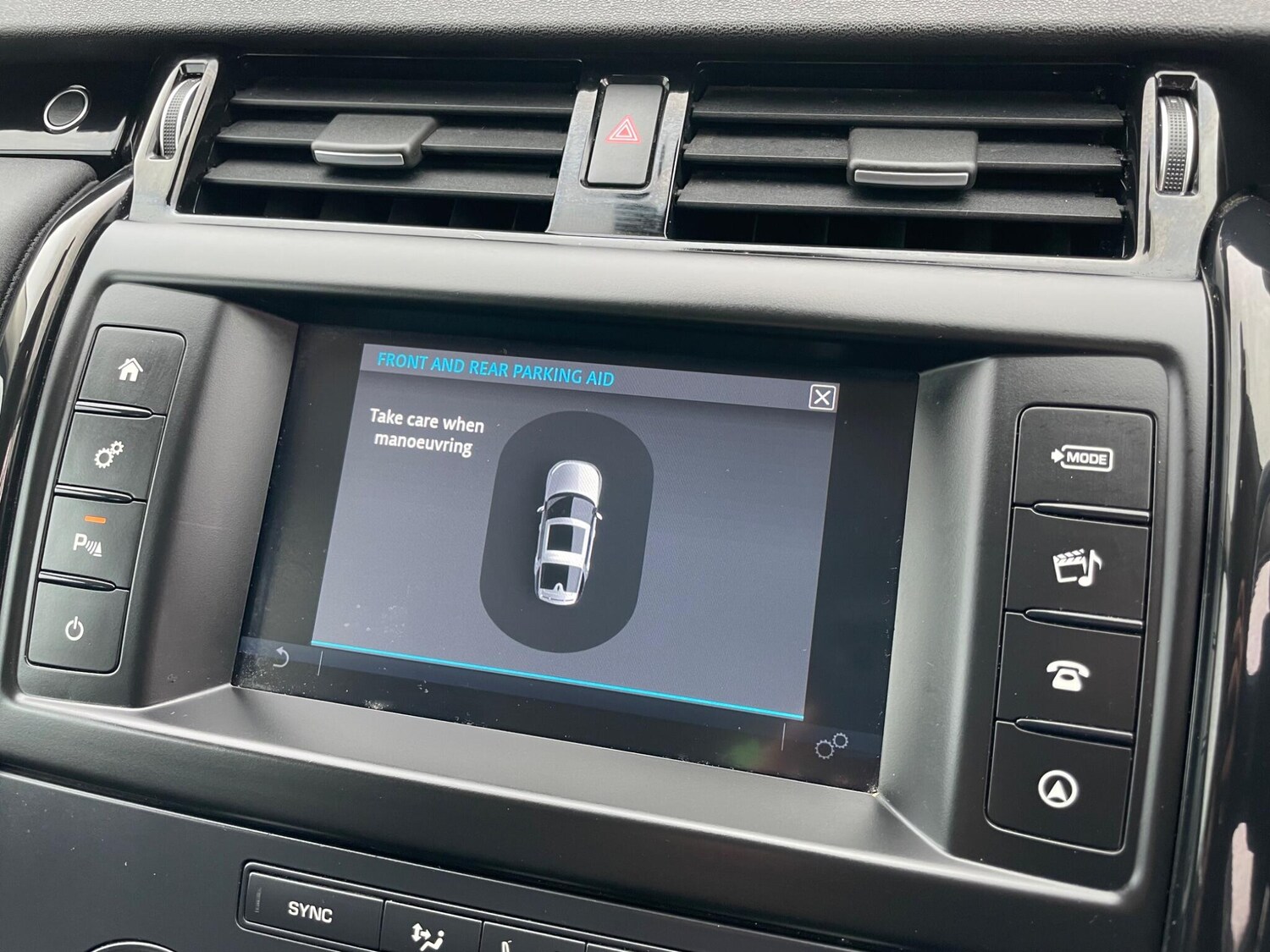 Used Land Rover Discovery 2017 for sale - 77501772: Photo 17