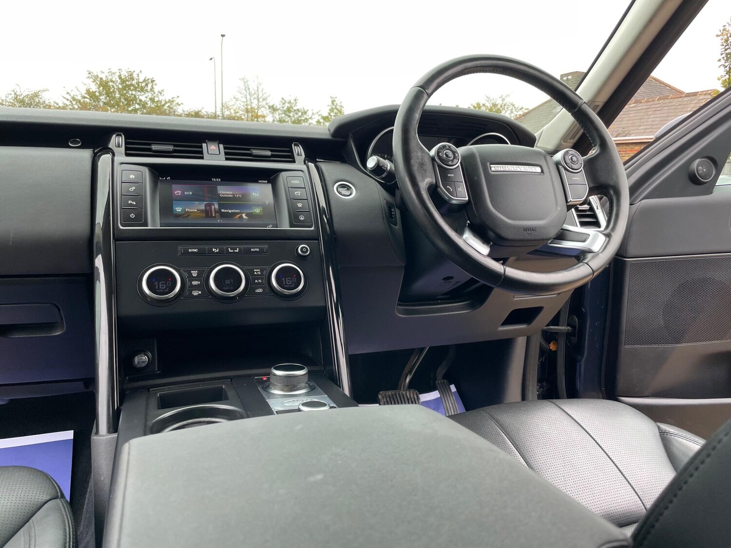 Used Land Rover Discovery 2017 for sale - 77501772: Photo 37