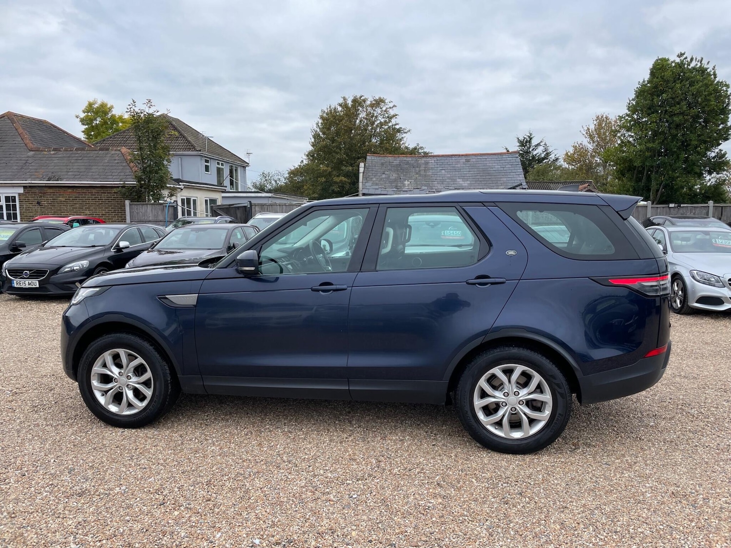 Used Land Rover Discovery 2017 for sale - 77501772: Photo 4