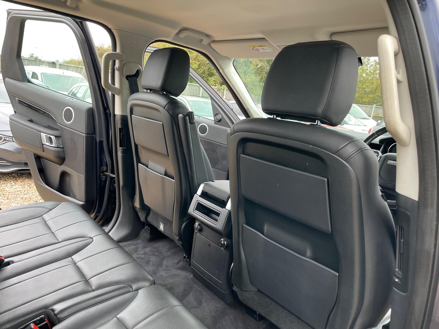 Used Land Rover Discovery 2017 for sale - 77501772: Photo 45