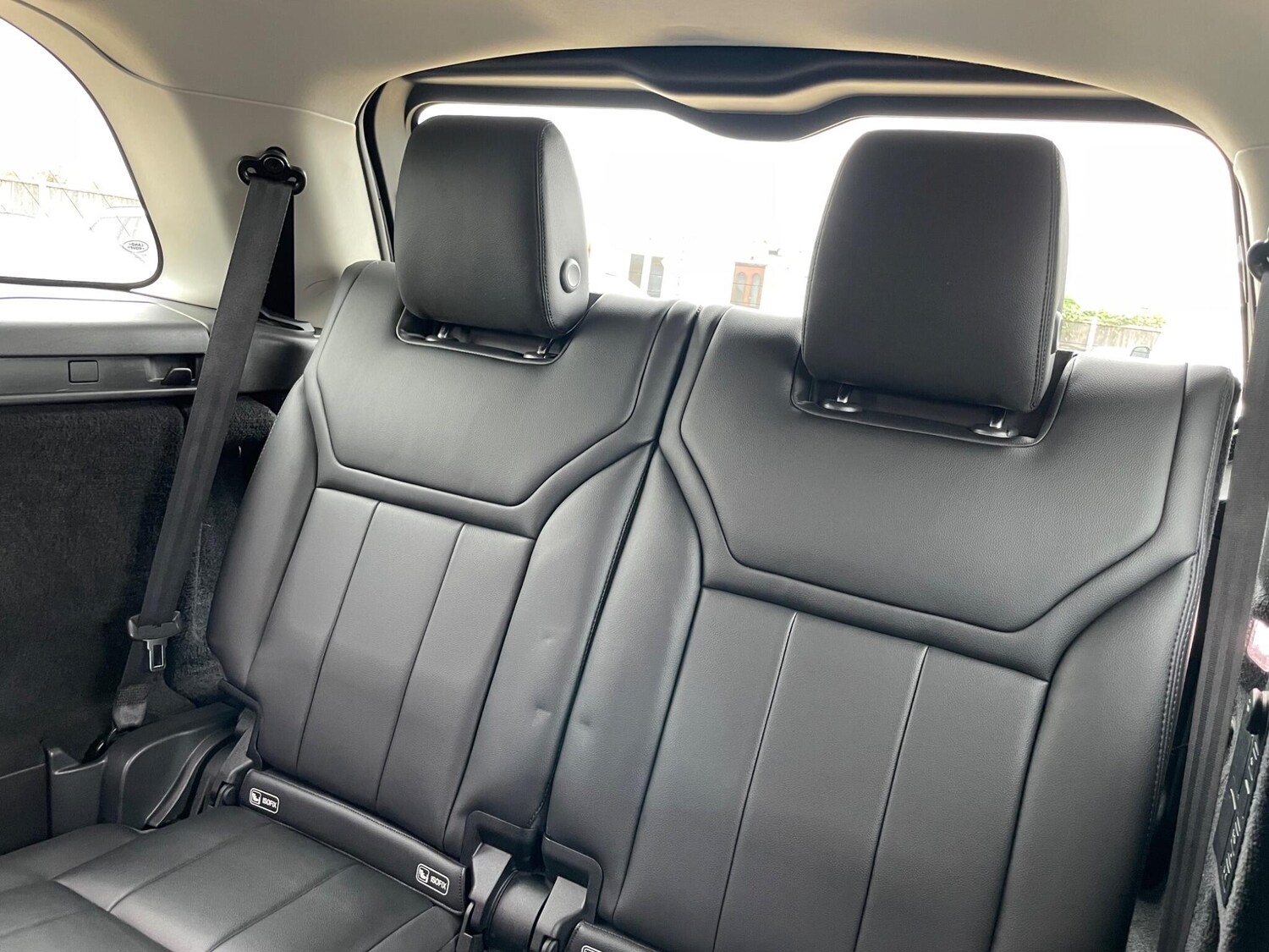 Used Land Rover Discovery 2017 for sale - 77501772: Photo 50