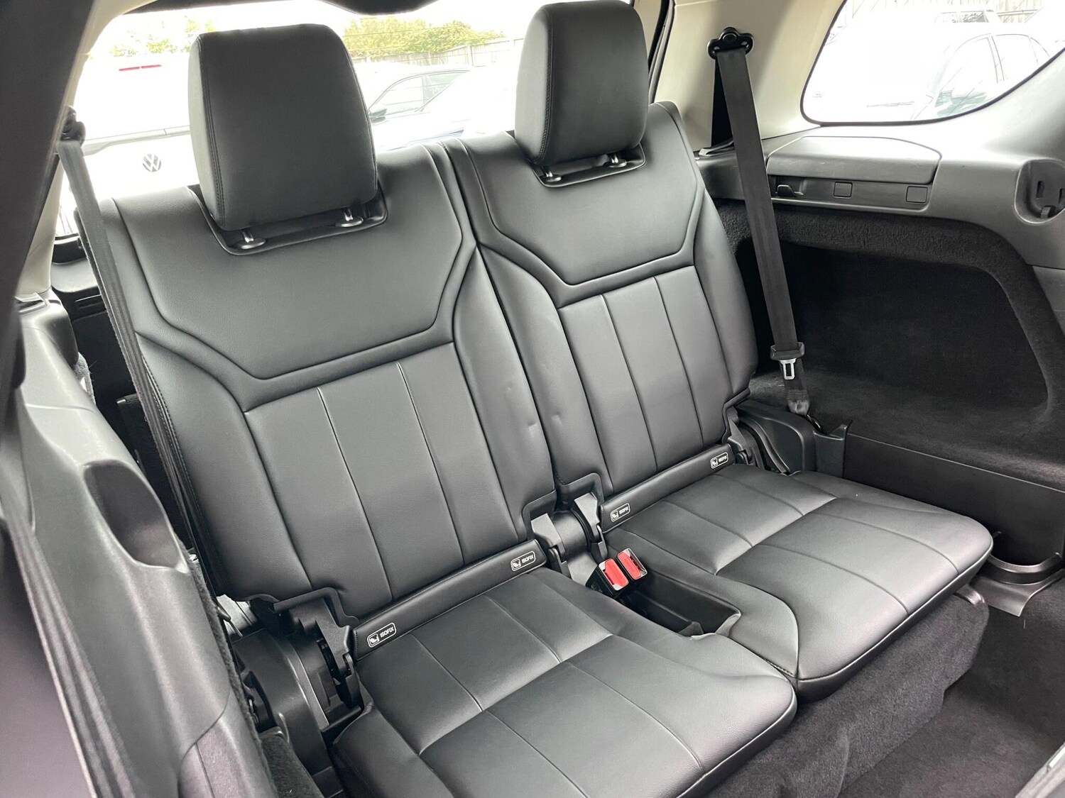 Used Land Rover Discovery 2017 for sale - 77501772: Photo 51