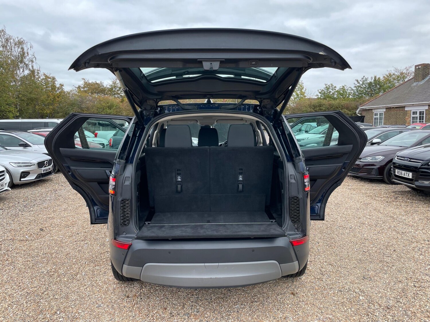 Used Land Rover Discovery 2017 for sale - 77501772: Photo 60