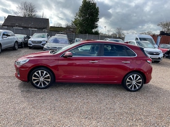 Used Hyundai i30 2017 for sale - 77587300: Photo