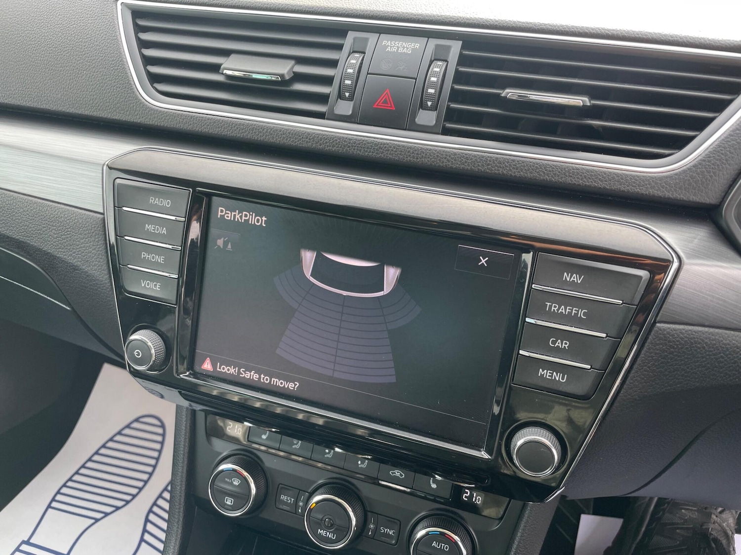 Used Skoda Superb 2017 for sale - 78204654: Photo 18