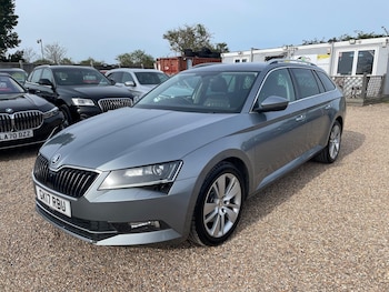 Used Skoda Superb 2017 for sale - 78204654: Photo