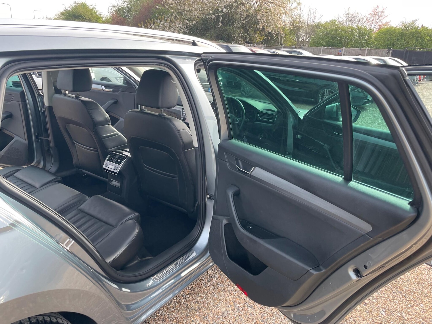 Used Skoda Superb 2017 for sale - 78204654: Photo 42