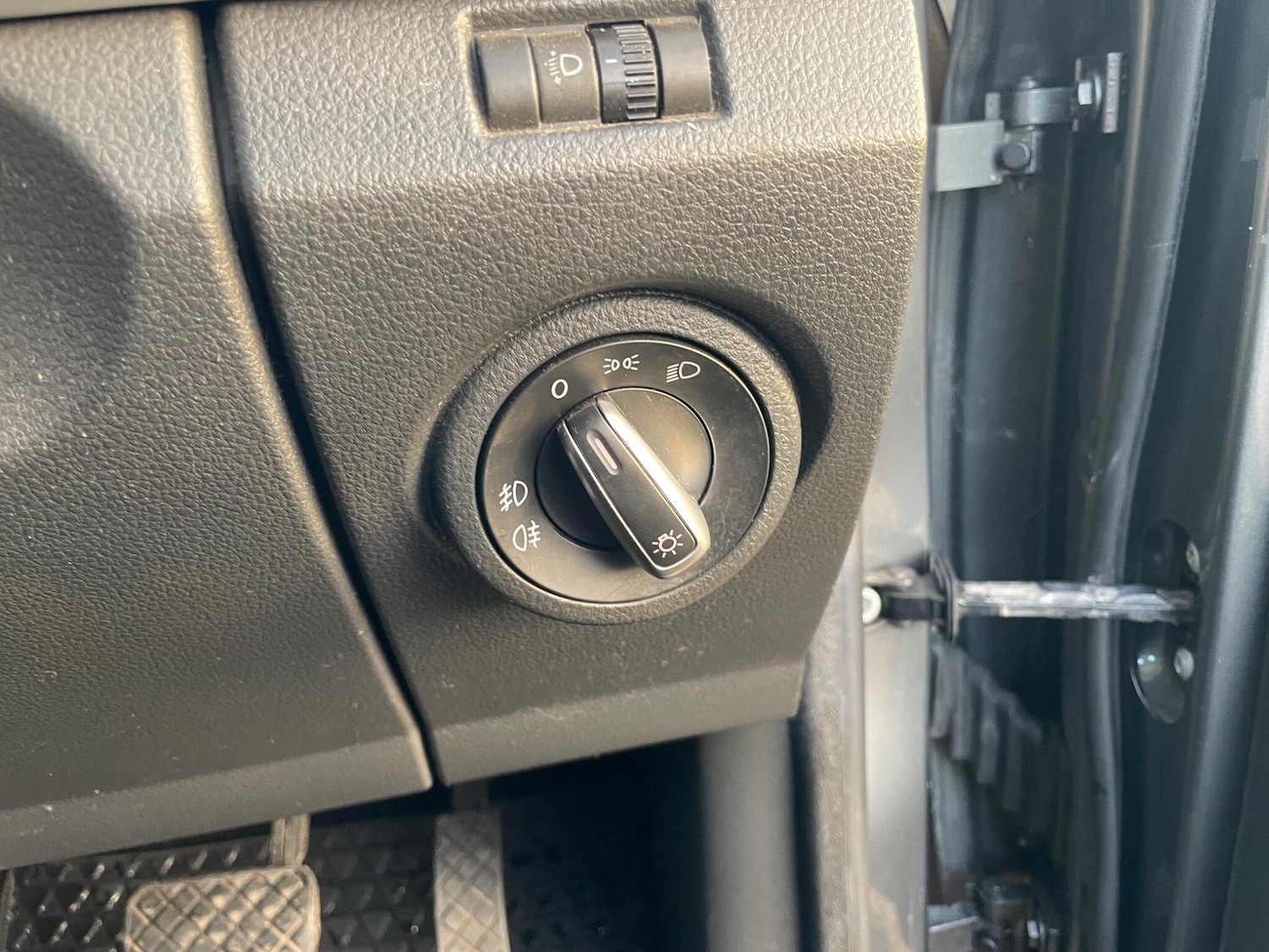 Used Volkswagen Amarok for sale - 77501801: Photo 12