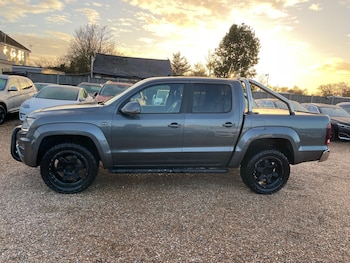 Used Volkswagen Amarok 2018 for sale - 77501801: Photo