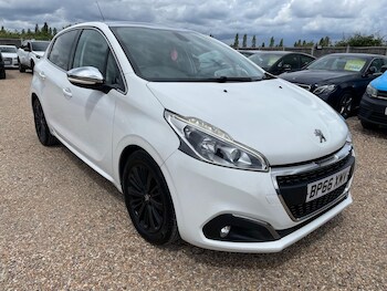 Used Peugeot 208 2016 for sale - 78860013: Photo