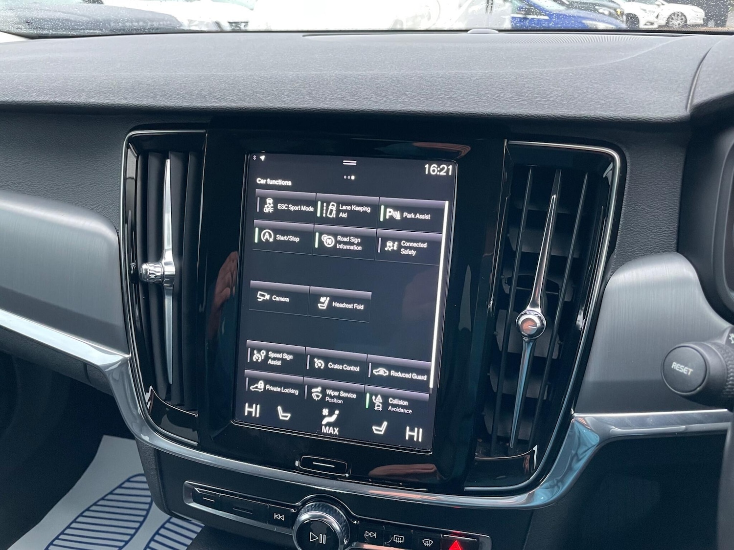 Used Volvo V90 2019 for sale - 77645847: Photo 16